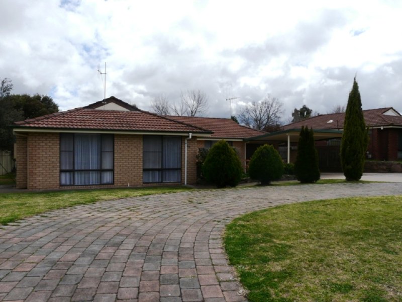 69 Colville Street, Bathurst, NSW 2795 Property Details
