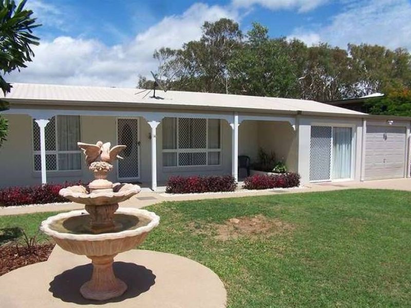 12 Limpus Avenue, Keppel Sands, QLD 4702