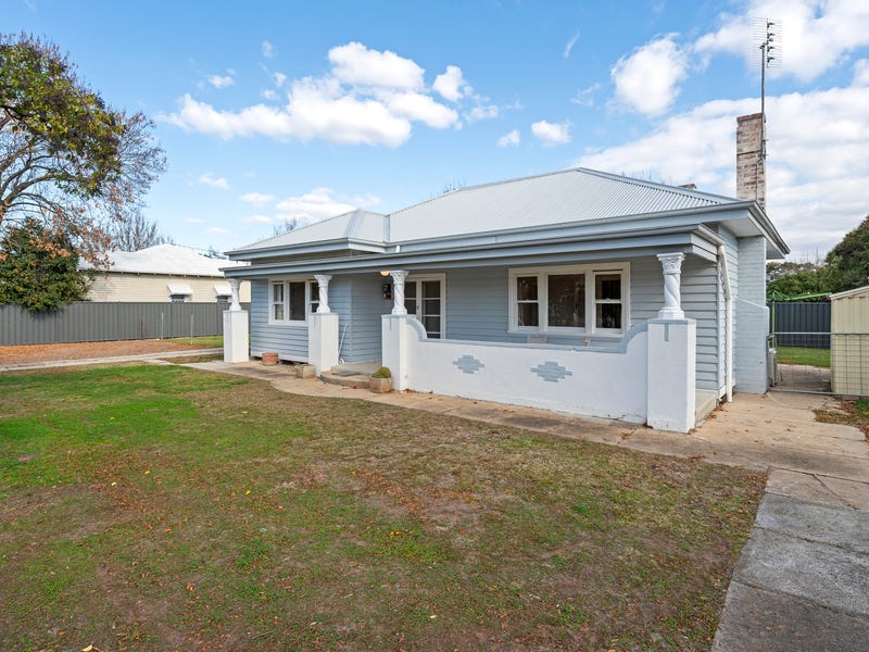 20 Lewis Street, Euroa, Vic 3666 House for Sale
