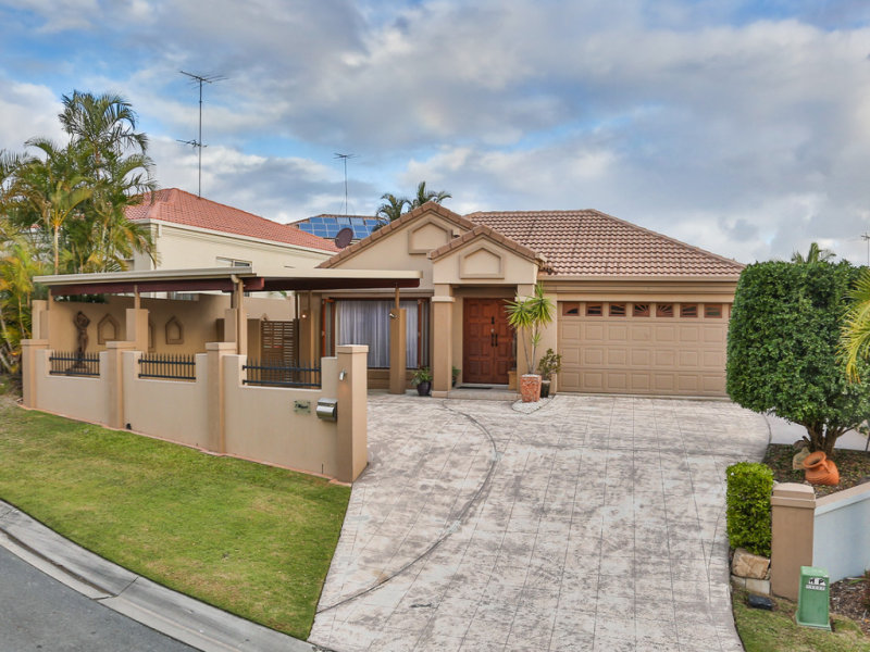 7 Mozart Place, Mount Ommaney, QLD 4074