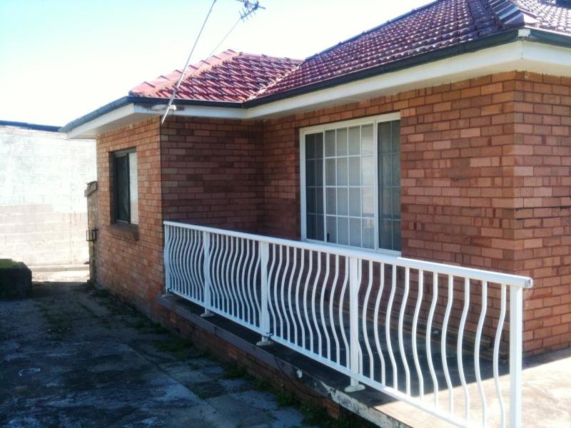 2A Dovers Drive, Port Kembla, NSW 2505