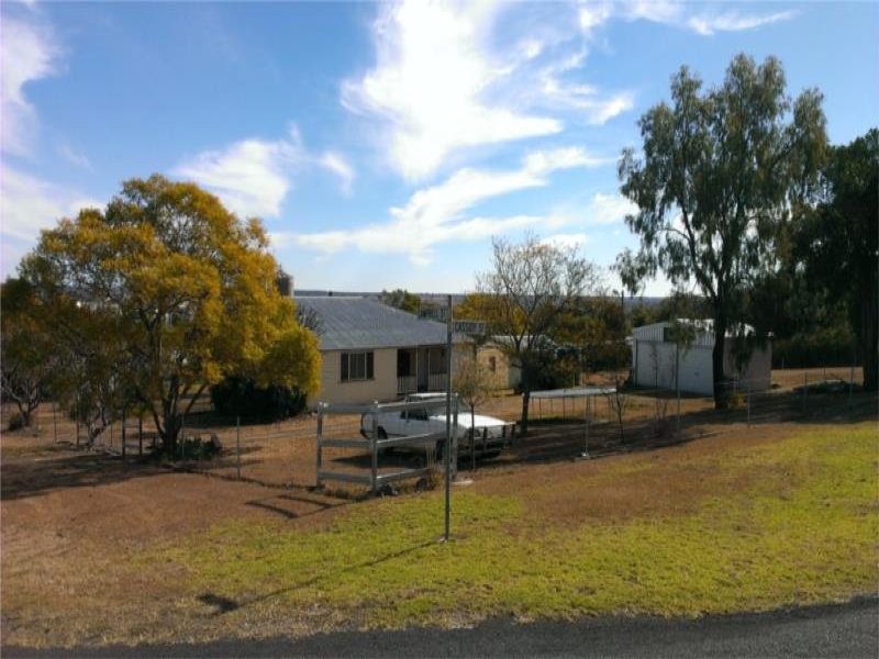 7 Campbell Street, Bell, QLD 4408