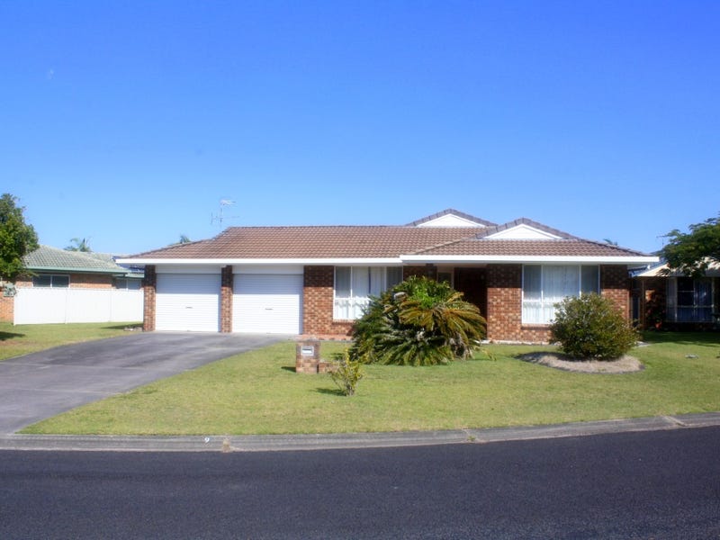 9 Admiralty Court, Yamba, NSW 2464