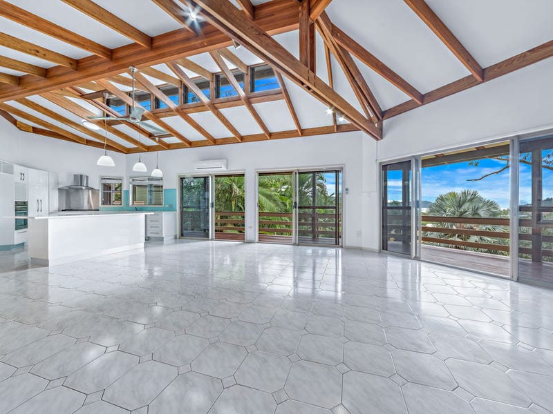 7 Country Road, Cannonvale, QLD 4802