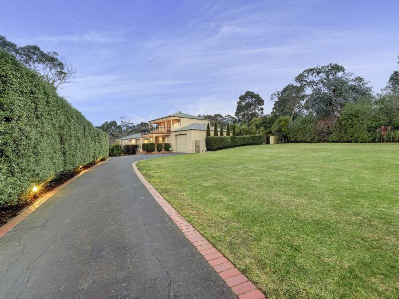 4 Pamela Court, Frankston South, VIC 3199