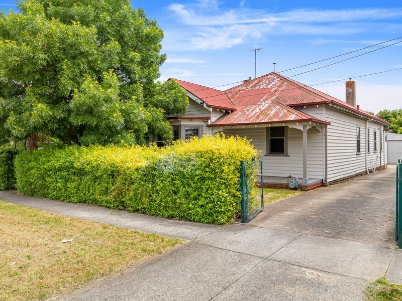 1186 Norman Street, Wendouree, Vic 3355