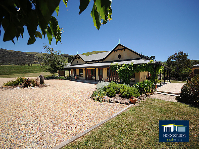 38 Little Oakey Road, Burra, NSW 2620 Property Details