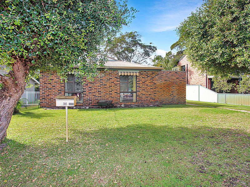 36 Kurrawong Avenue, Hawks Nest, NSW 2324