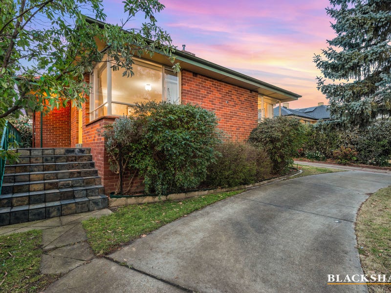 16 Hopetoun Circuit, Deakin, ACT 2600 Property Details