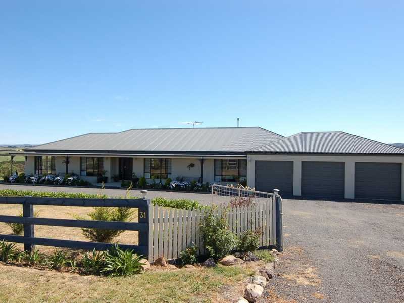 Property 105306795, Myrniong, Vic 3341 Property Details