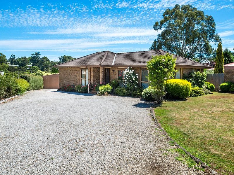 37 David Hill Road, Monbulk, Vic 3793 Property Details