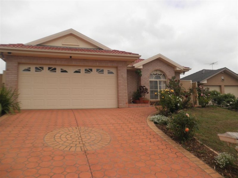 61 Guernsey Avenue, Minto, NSW 2566