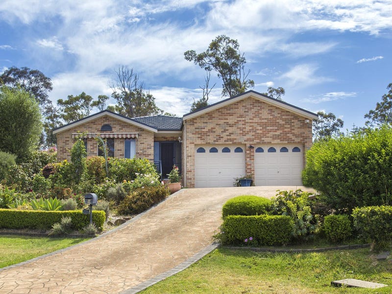 8 Hartog Place, Sunshine Bay, NSW 2536