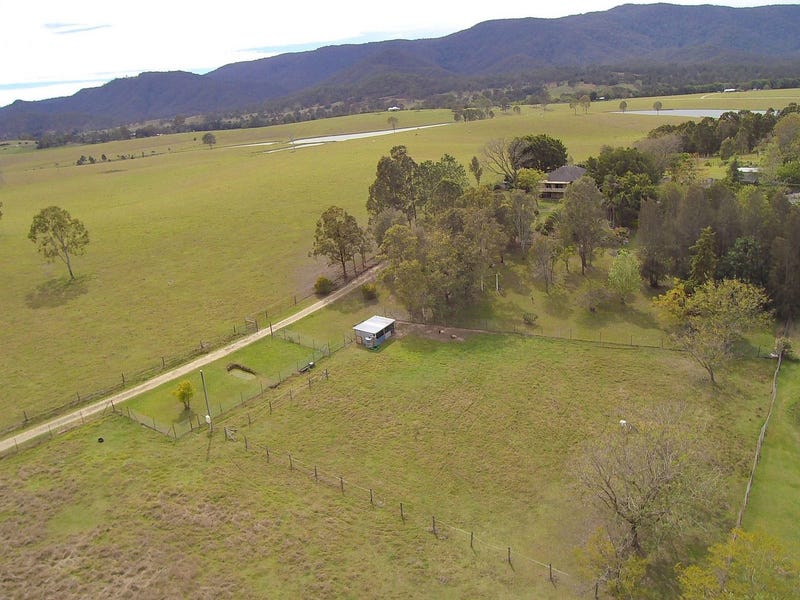 714 Sandy Creek Road, Sandy Creek, QLD 4515