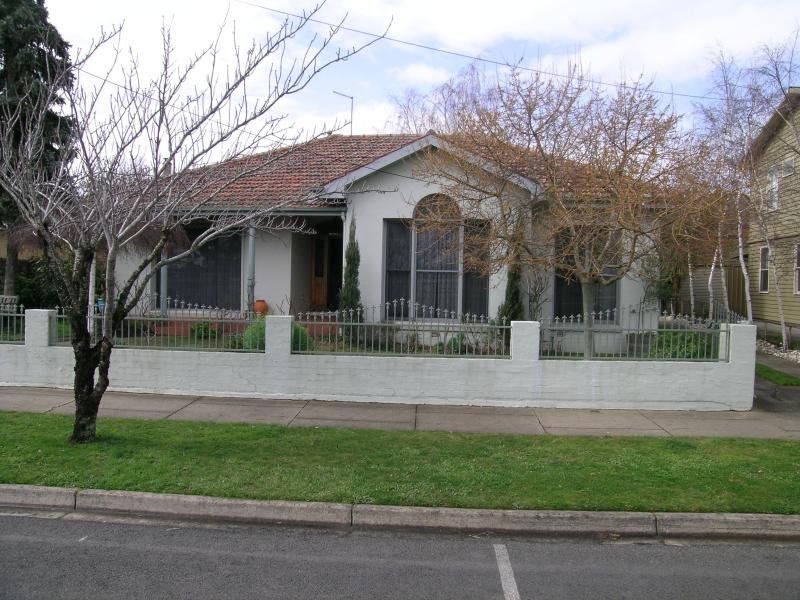 124a Wendouree Parade, Ballarat, Vic 3350 Property Details