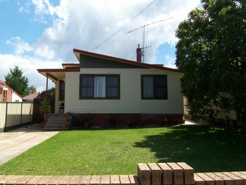 8 Hume Street, Goulburn, NSW 2580 Property Details
