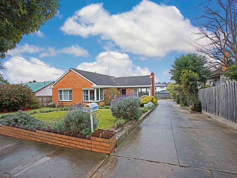 4 Leonard Street, Belmont, Vic 3216 Property Details