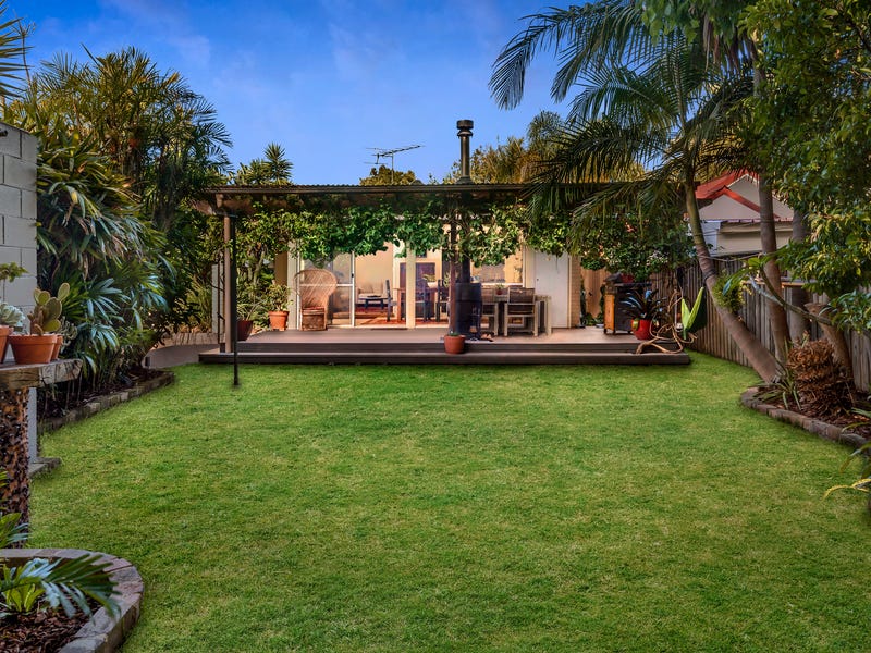 22 Warraba Road, North Narrabeen, NSW 2101 House for Sale 22 Warraba Road, North Narrabeen, NSW 2101 House for Sale