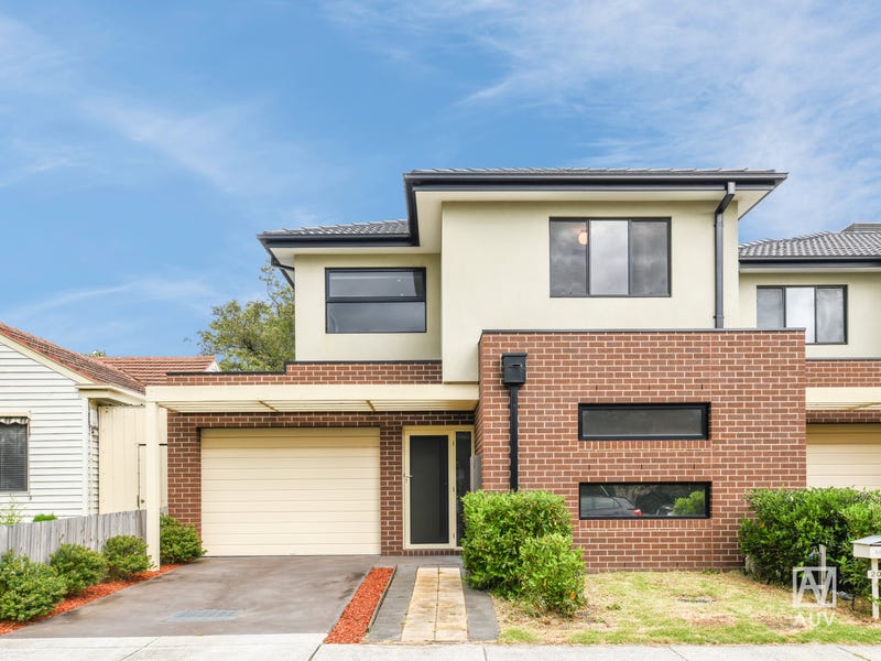 20 Peter Street, Oakleigh South, Vic 3167 Townhouse for Sale