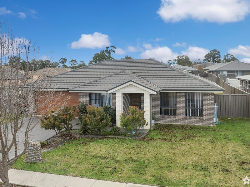 14 Yeomans Road, Armidale, NSW 2350 House for Sale