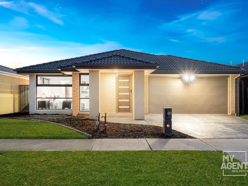 10 Frogmores Street, Pakenham, Vic 3810 - Property Details