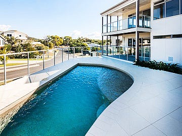 5/2 Dolphin Court Agnes Water QLD 4677 realestate com au
