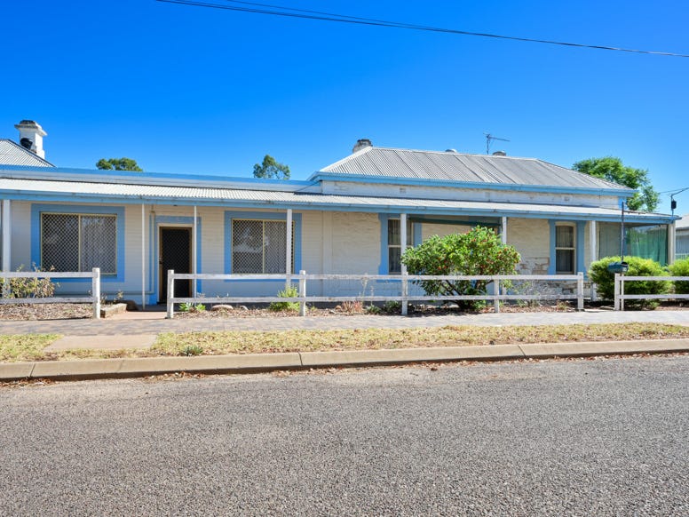 14 First Street, Quorn, SA 5433 Property Details