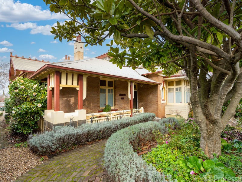 22 Summer Street, Orange, NSW 2800 Property Details