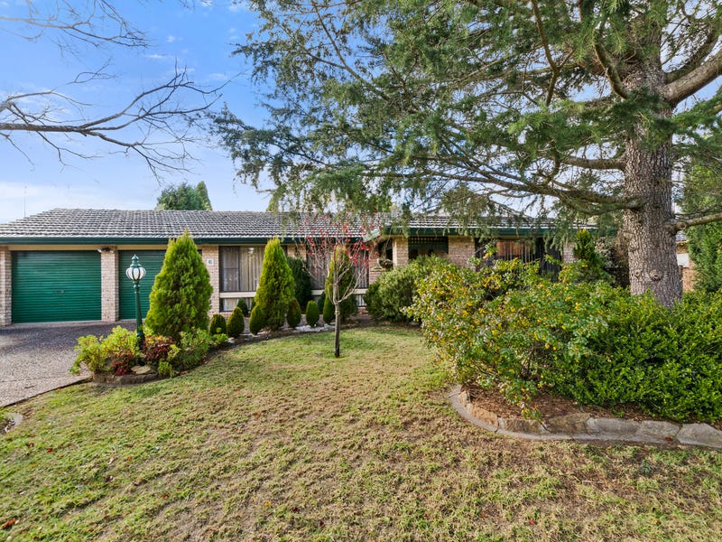 6 Sir Donald Bradman Drive, Bowral, NSW 2576 Property Details