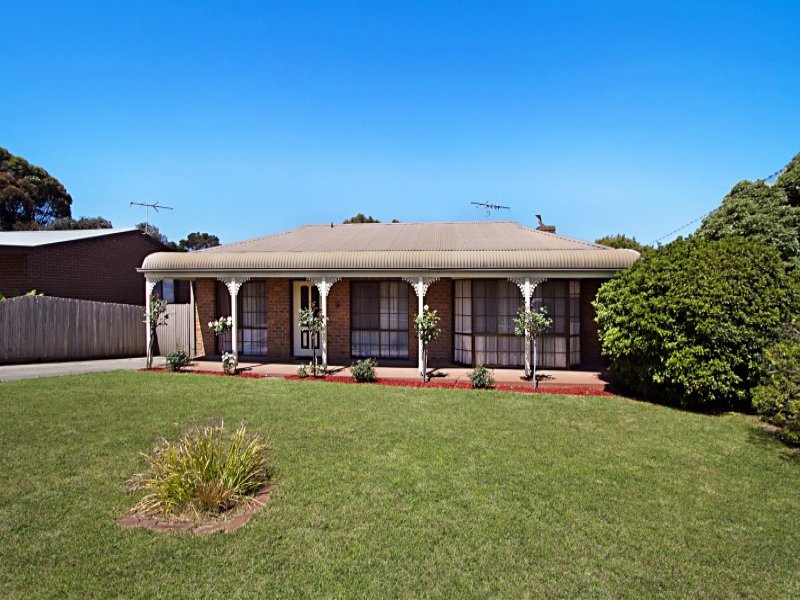 124 Raglan Street, Wallan, Vic 3756 Property Details