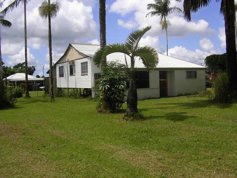 32 Bruce Highway, Mirriwinni, QLD 4871