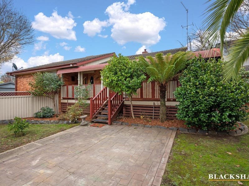 5 Brent Place, Garran, ACT 2605 House for Rent