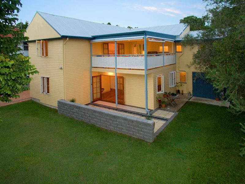 35 Hobart Avenue, Camp Hill, QLD 4152 35 Hobart Avenue, Camp Hill, QLD 4152