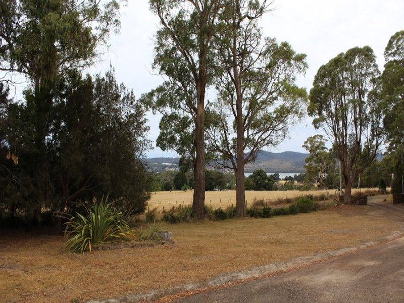 57 Gatenbys Road, Gravelly Beach, TAS 7276