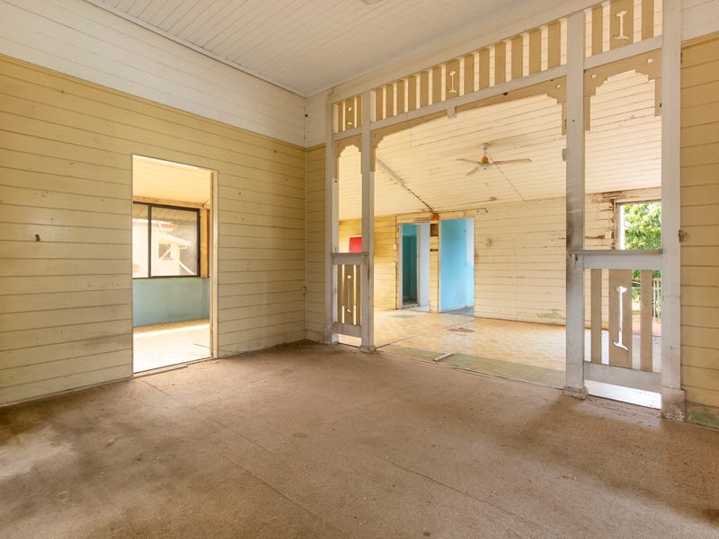 112 Abbott Street, Oonoonba, Qld 4811 Property Details