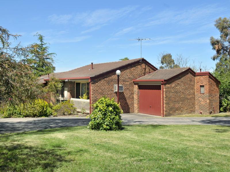 3/12 Hume Street, Greensborough, Vic 3088 Property Details