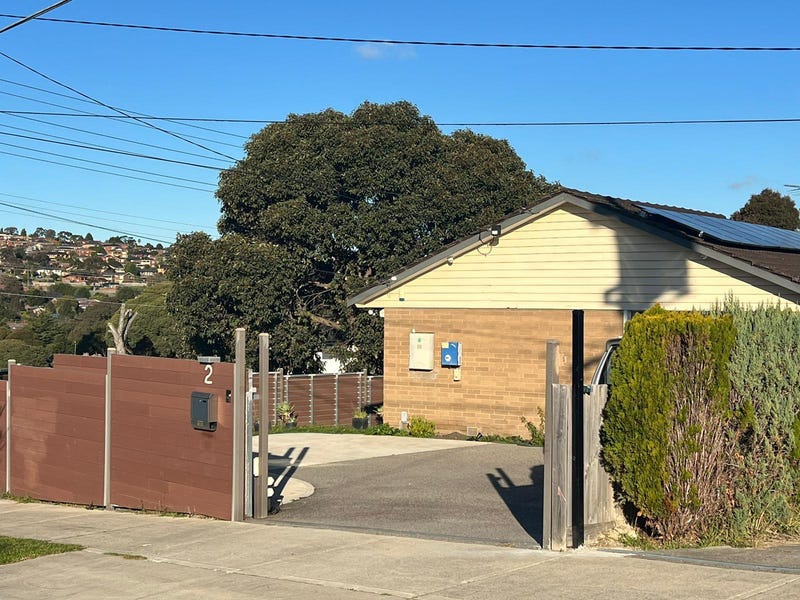 2 Griffith Street, Endeavour Hills, VIC 3802