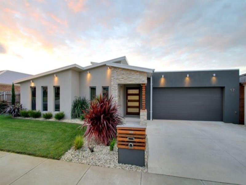 17 Graduate Place, Traralgon, Vic 3844 Property Details