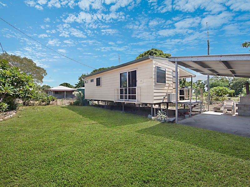 25 Rae Cres, Nome, QLD 4816