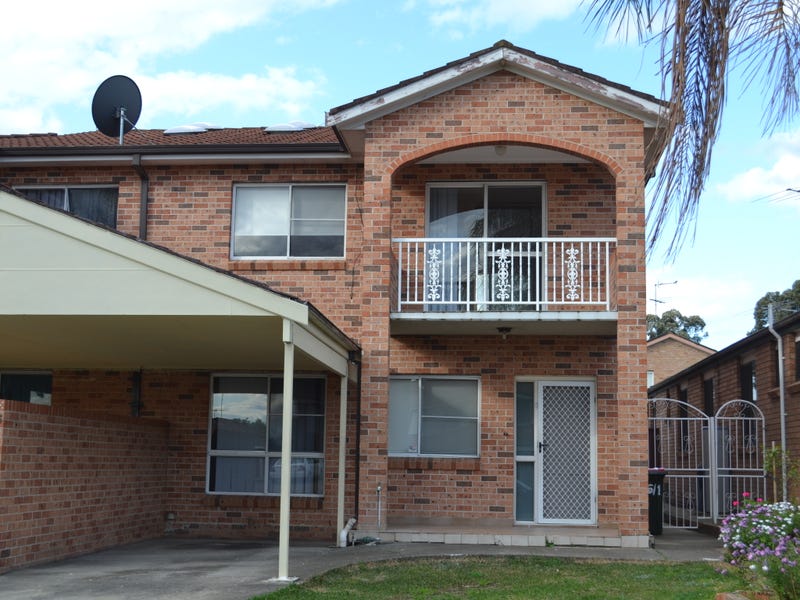 1/76 Cowper Circle, Quakers Hill, NSW 2763