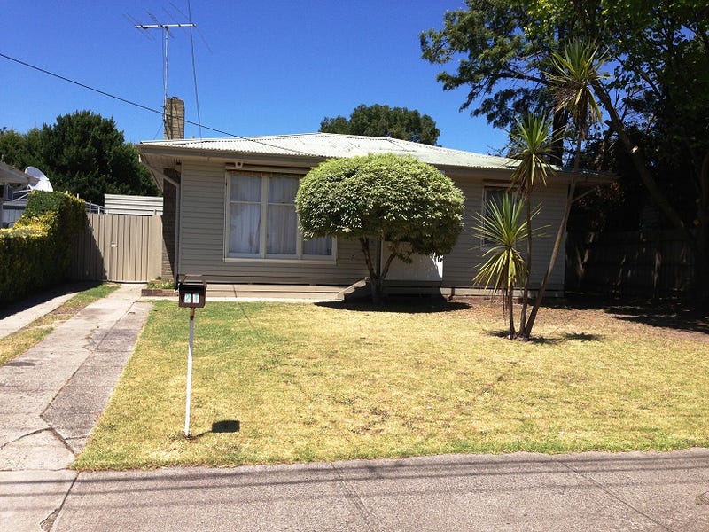 21 Cuthbert Road, Reservoir, VIC 3073