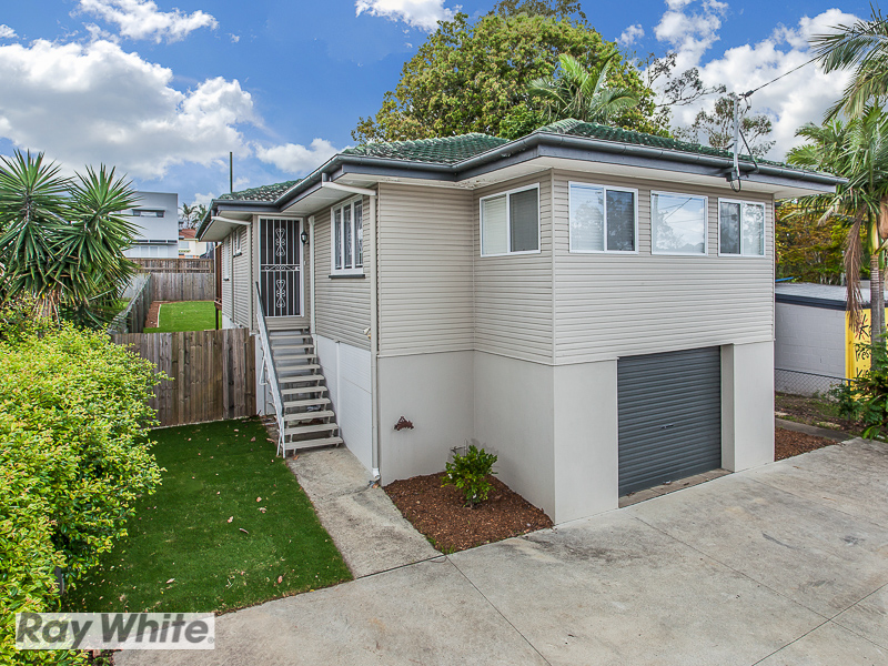 109 Kitchener Road, Kedron, Qld 4031