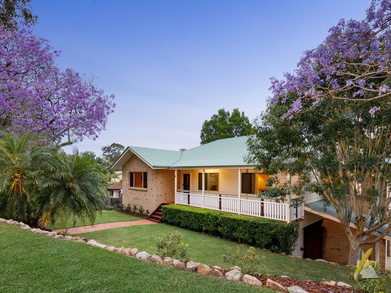 6 Regency Place, Kenmore Hills, QLD 4069