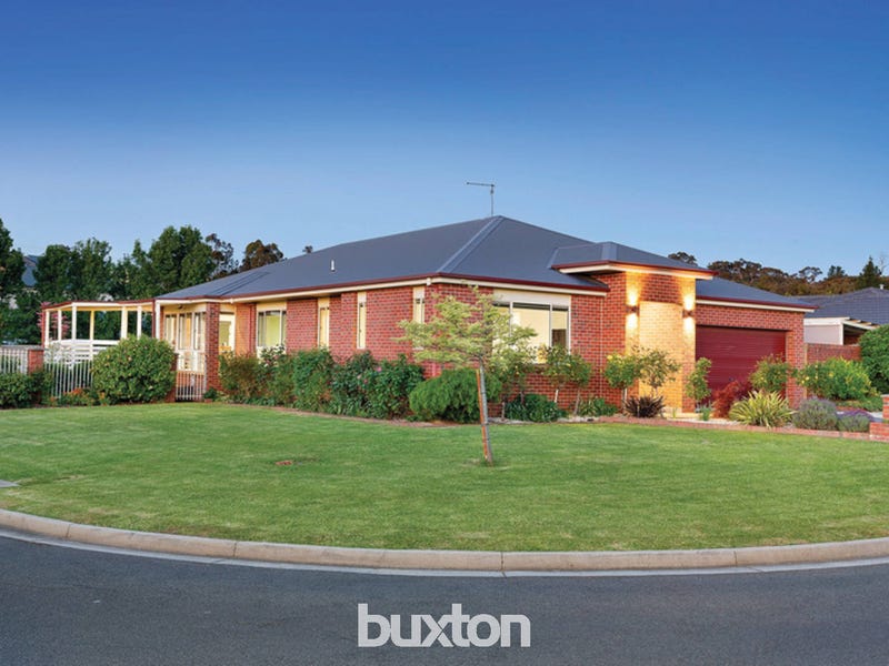 30 Pinevale Way, Ballarat North, VIC 3350