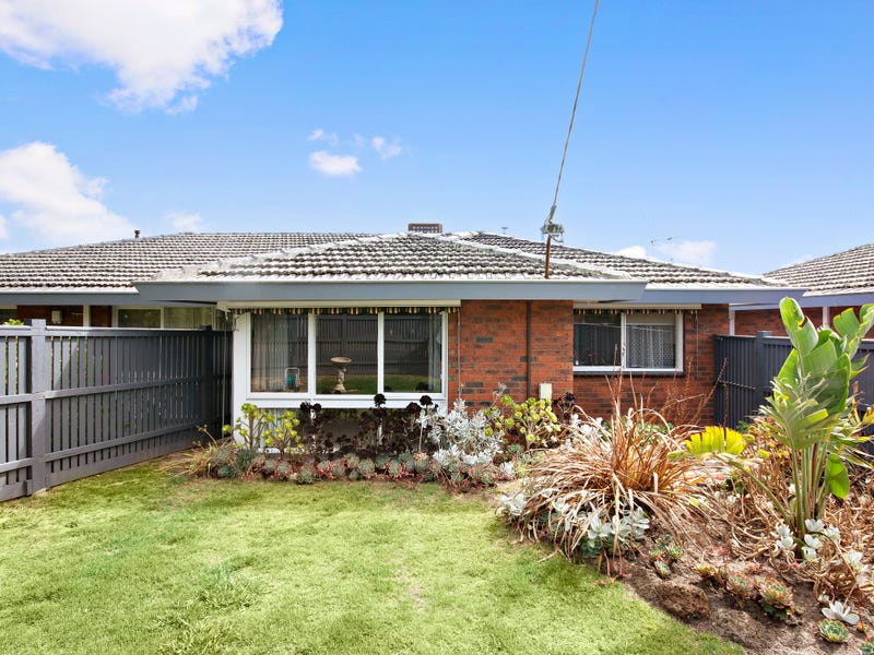 2/13 Coonara Avenue, Mount Eliza, VIC 3930