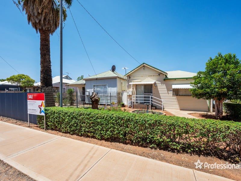 15 Addis Street, Lamington, WA 6430 House for Sale