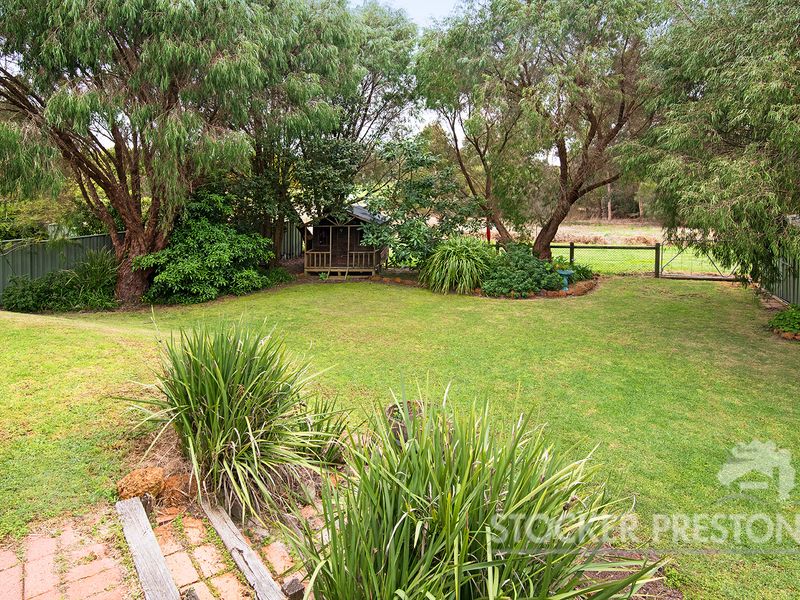 35 Duggan Drive, Cowaramup, WA 6284 Property Details