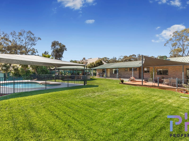 17 Evans Road, Myers Flat, VIC 3556