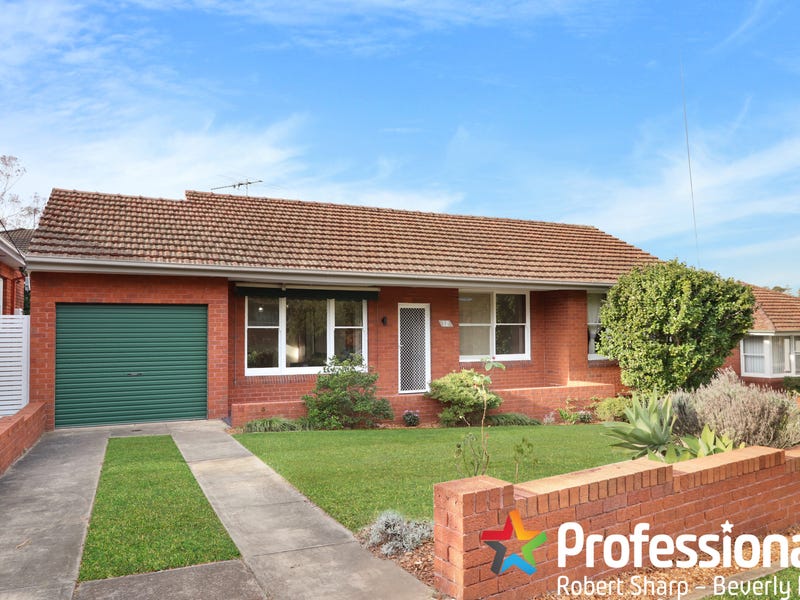 12 Wiggins Avenue, Beverly Hills, NSW 2209