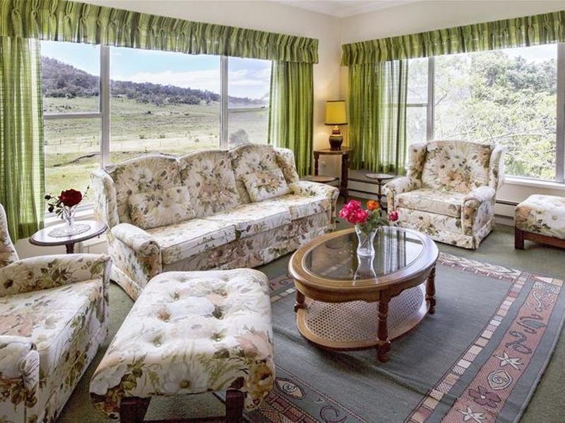 696 Alpine Way, Jindabyne, NSW 2627 Property Details